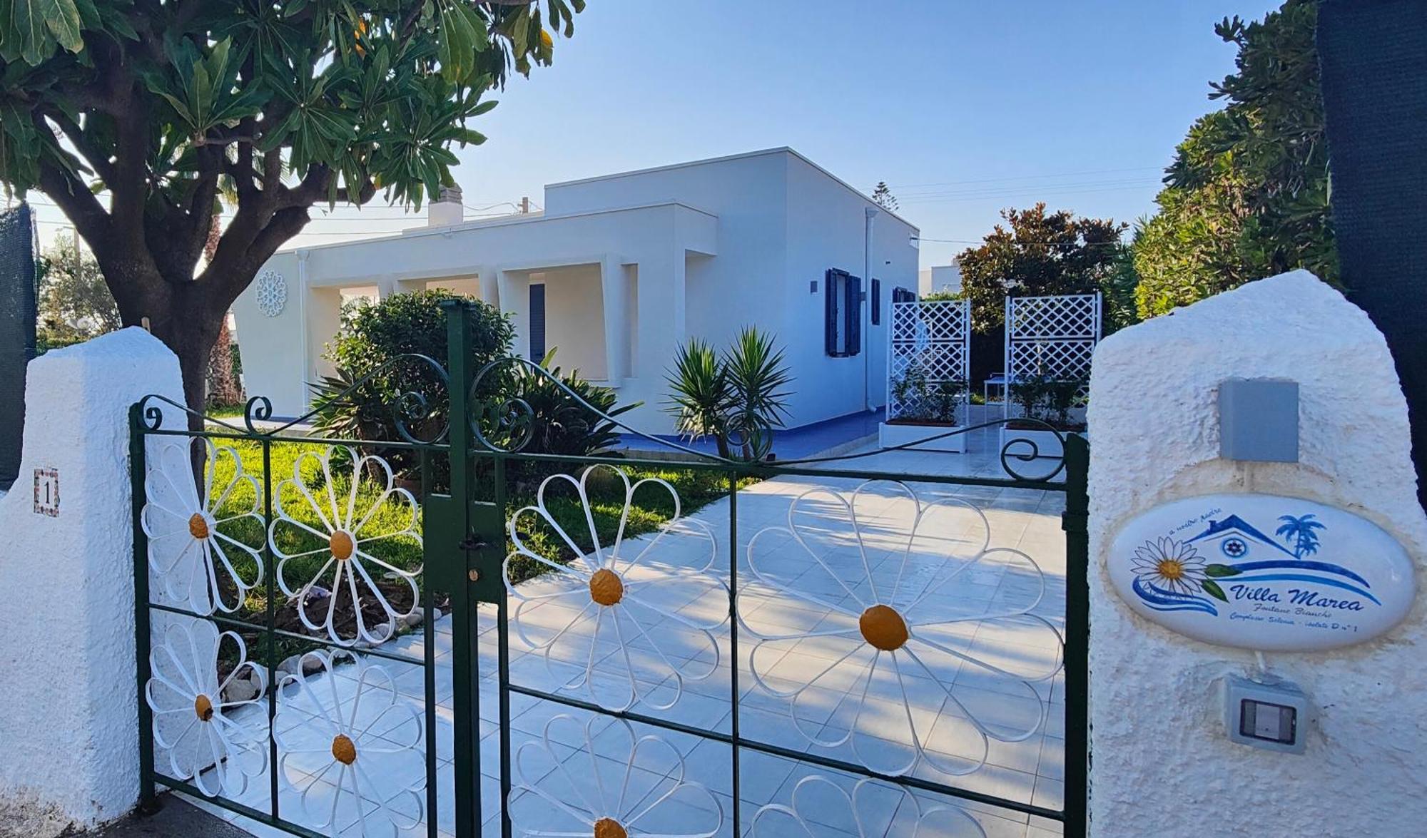 Pool Seaside Relais - Ville Ninfea, Marea, Rosa E Cassiopea Fontane Bianche Ruang foto